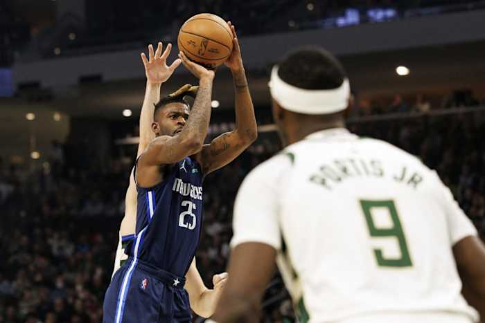 Reggie Bullock, Dallas Mavericks, Milwaukee Bucks